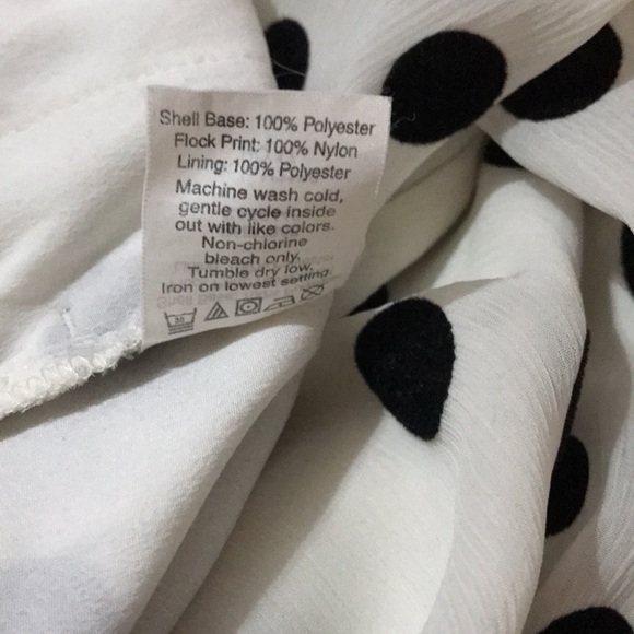 J. Crew Ruffled Sleeve Black Top XS in Excellent Condition - Picture 16 of 17